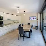 Beautiful Townhouse 20km From Bilbao
