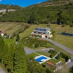 Beautiful Townhouse 20km From Bilbao Дом отдыха Льодио