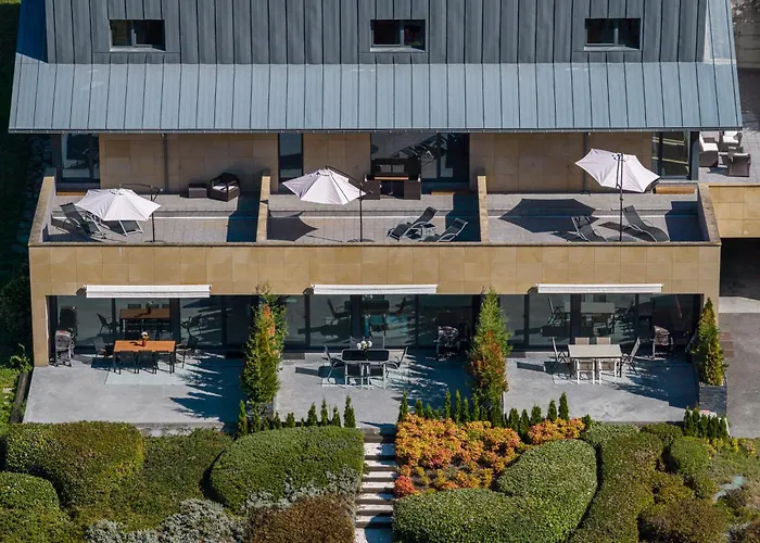 Semesterbostad Beautiful Townhouse 20km From Bilbao *